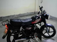 Runner AD 80s Deluxe